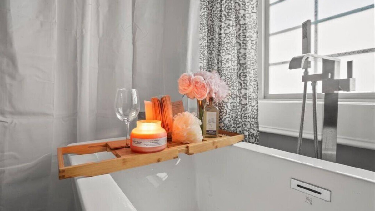 Florence House | Hickory Haven 3Br Elegant Downtown Hidden Gem