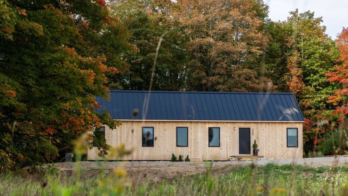 Petoskey Cabin | Hidden Acres Vestur Cabin