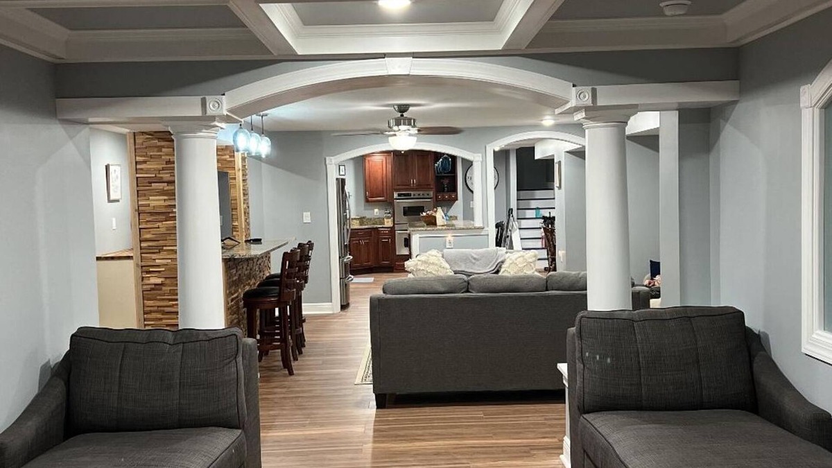 Martinsburg House | Hidden Creekside retreat near 5 national parks, including Harpers Ferry