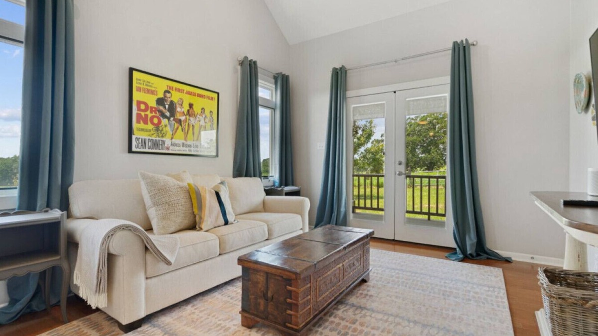 New Ulm House | Hidden Gem: Countryside Retreat w/Pool