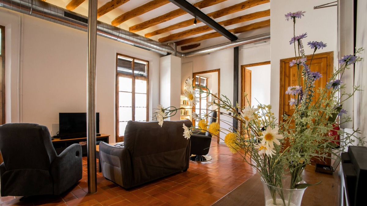 Barbera de la Conca House | Hidden gem with spectacular rooftop chillout area