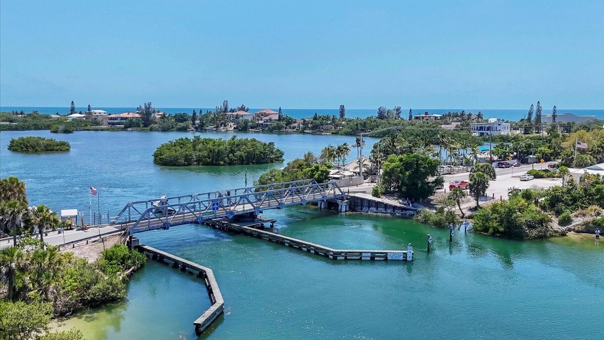 Osprey Condo | Hidden Gem in Hidden Bay