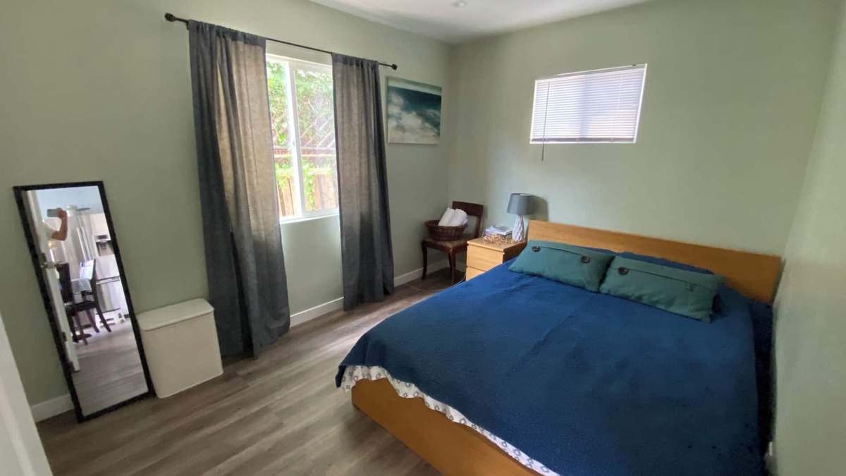 Encino House | Hidden Gem Los Angeles: 2bd house with dreamy backyard