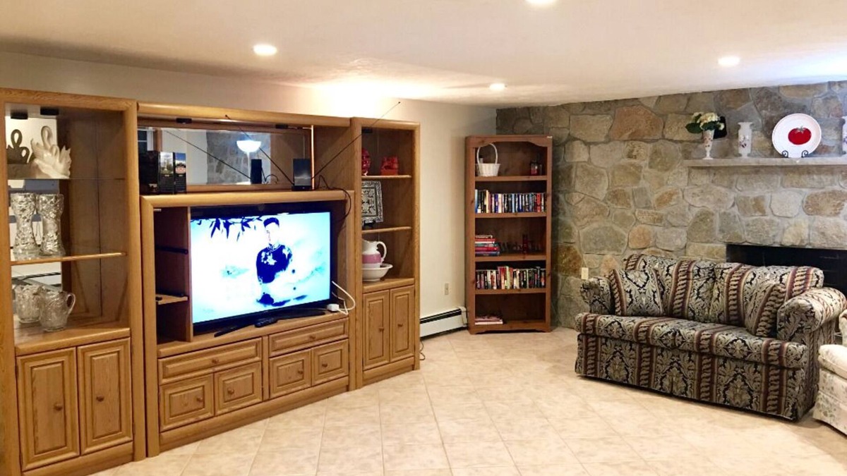 Readville Apartment | Hidden Gem Near Boston w/2 bedrooms and huge family and activity room space