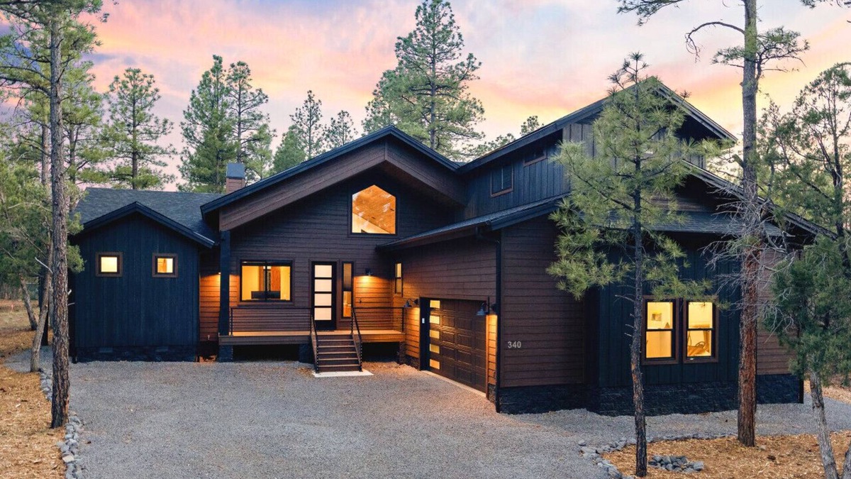 Torreon House | Hidden Pond Retreat | Peaceful Mountain Getaway