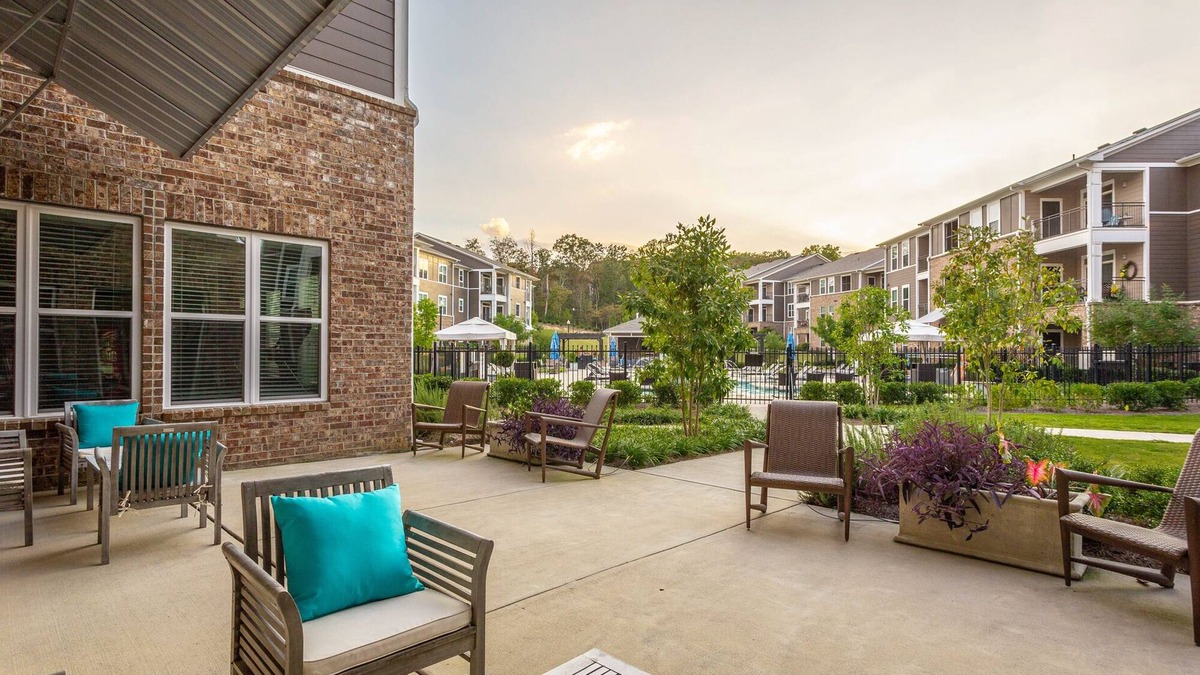 Ooltewah Apartment | ✪ Hidden Valley ✪ FREE Parking, Pool & Gym!
