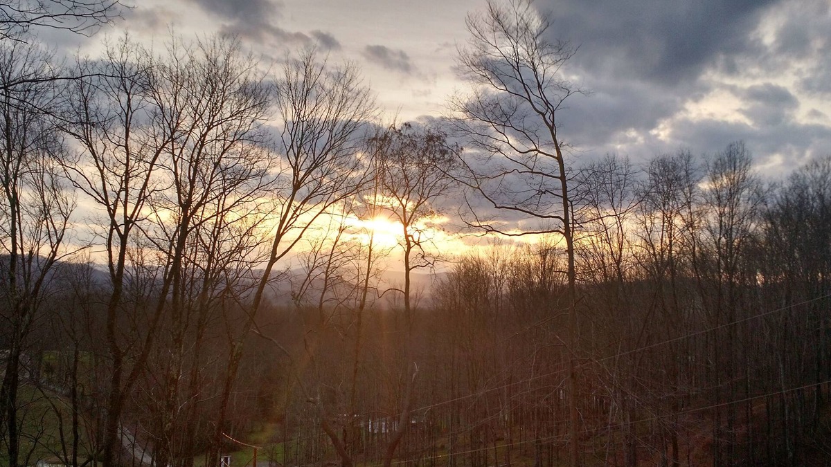 Victor House | Hide-A-Way Hill with a beautiful view