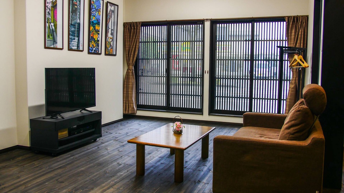 Kanazawa Ski Chalet | Higashiyama Tomarigi - Machiya near Higashi Chaya Geisha District