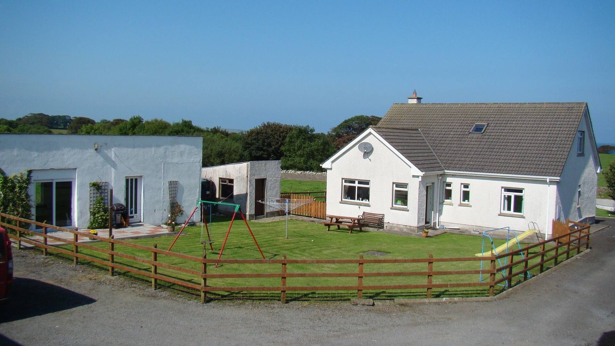 Keadue House | Higgins Lodge is nestled in the peaceful Sligo country side,