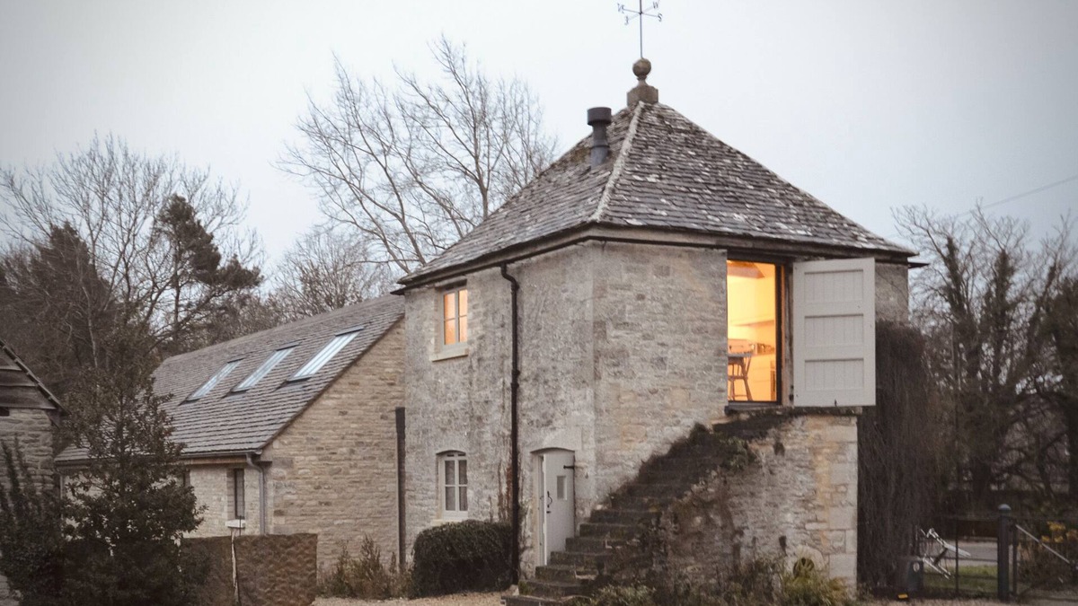 South Leigh Cottage | HIGH COGGES FARM HOLIDAY COTTAGES – THE GRANARY in Witney