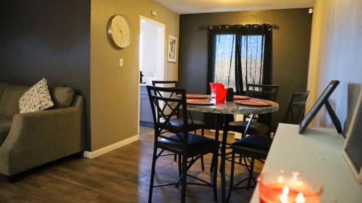Barstow House | High Desert Hidden Gem !