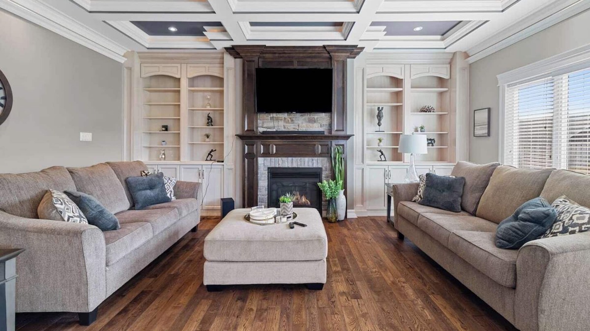 Terra Nova House | High-end Home with Great Features in Southlands