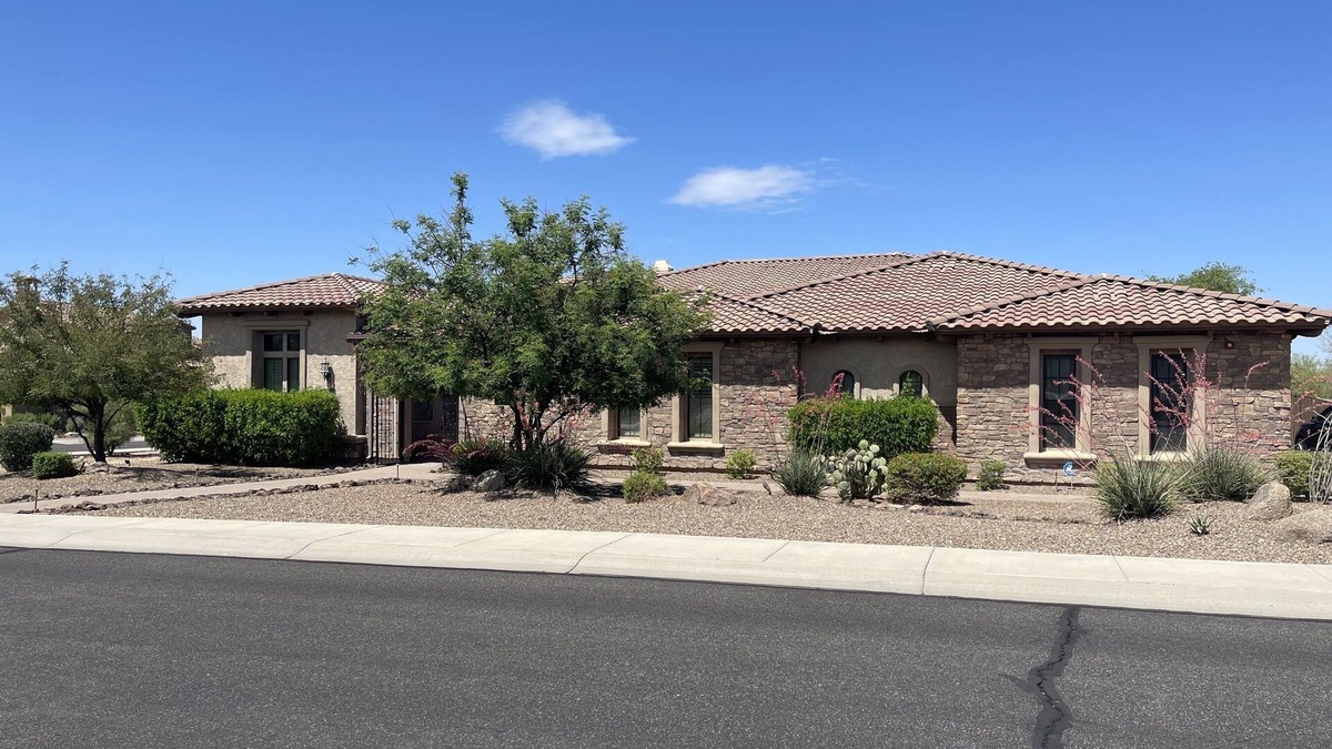 County Island House | High End Villa w/Pool, Spa & Putt -Close to Scottsdale and Toto National Forest
