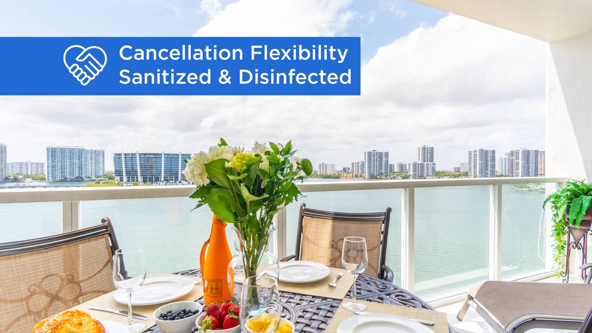 Sunny Isles Beach Condo | High floor condo with amazing intracoastal views 2 blocks from the beach