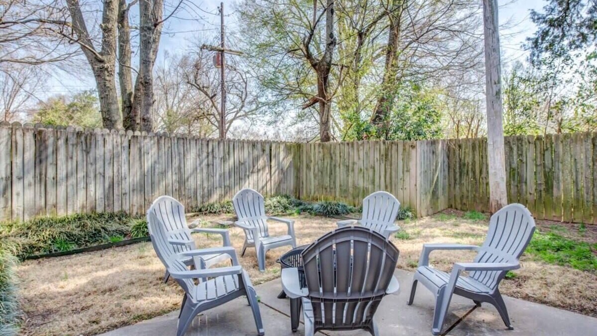 University District House | High Point Nest Both Units