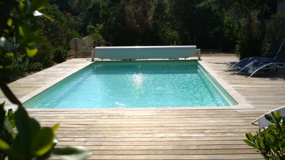 Pianotolli-Caldarello Villa | High quality 4 * cottage with swimming pool, sea, air conditioning, internet, in maqui