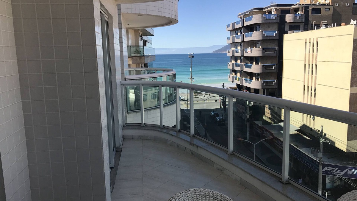 Centro Apartment | High Standard Apartment with 3 Suites 30 Meters from Praia do Forte