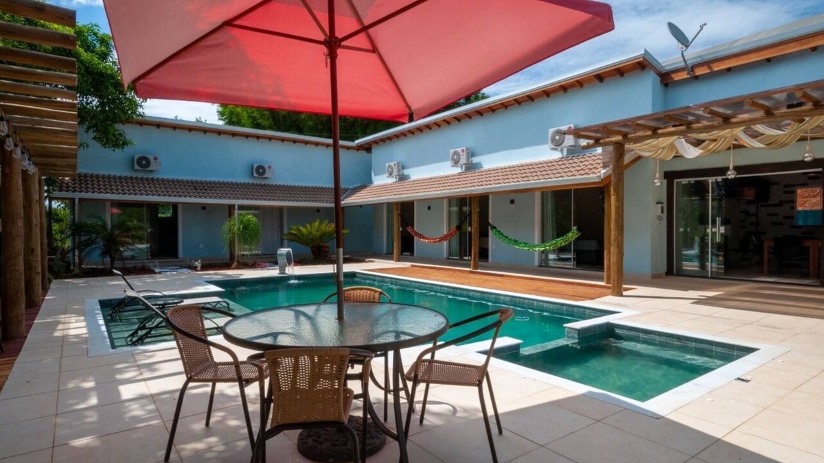Braganca Paulista Cottage | High standard villa with 6 suites and beach tennis court for friends and family!