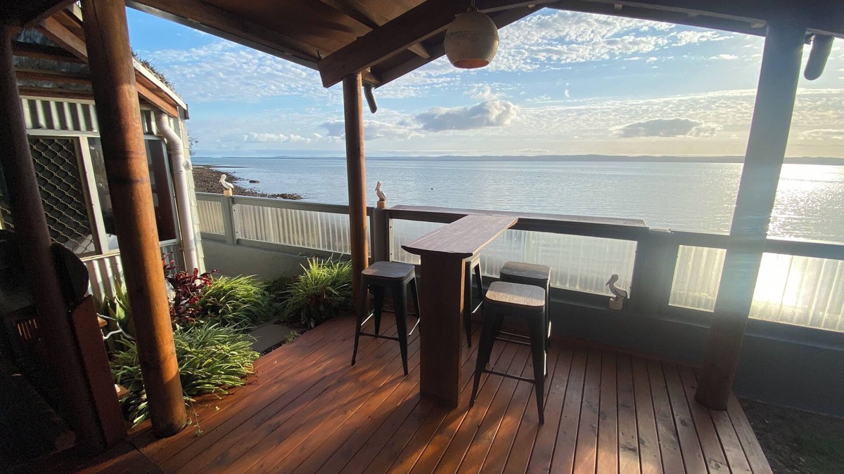 City of Maryborough Bed & Breakfast | High Tides Guest HousenPet friendly waterfront accomodation