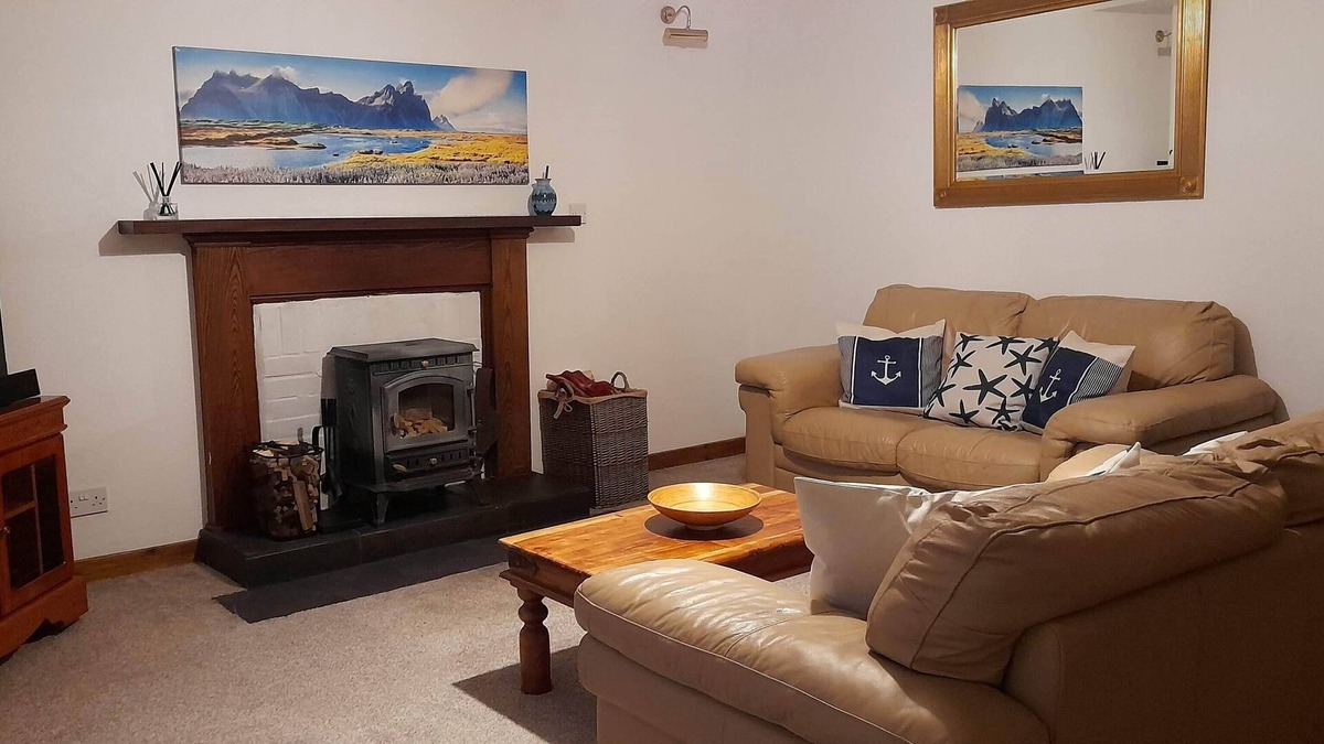 Hilton of Cadboll Cottage | Highland Cottage By The Sea NC500 5 miles
