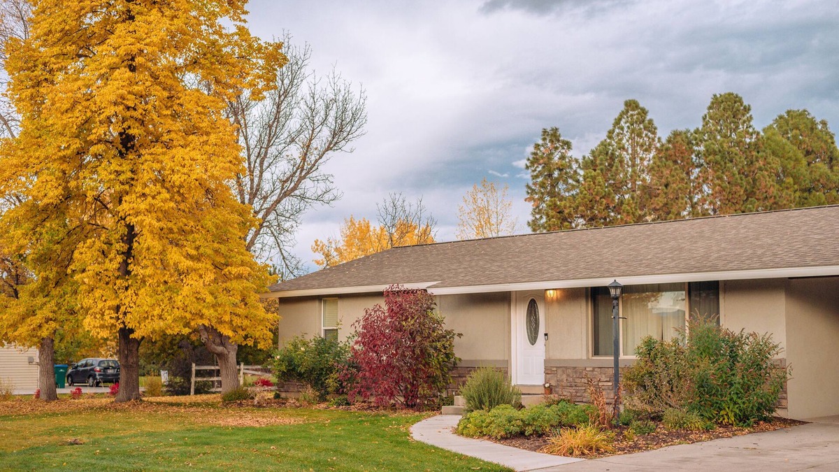 Highland House | Highland Hideaway, Room for everyone, central to everything