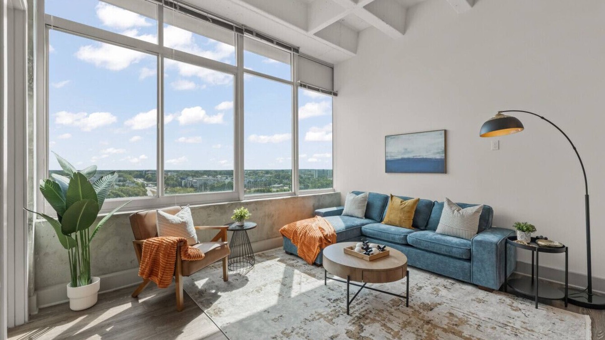 Peachtree Center Apartment | Highrise 1BR - 11th floor | King Bed | DT ATL