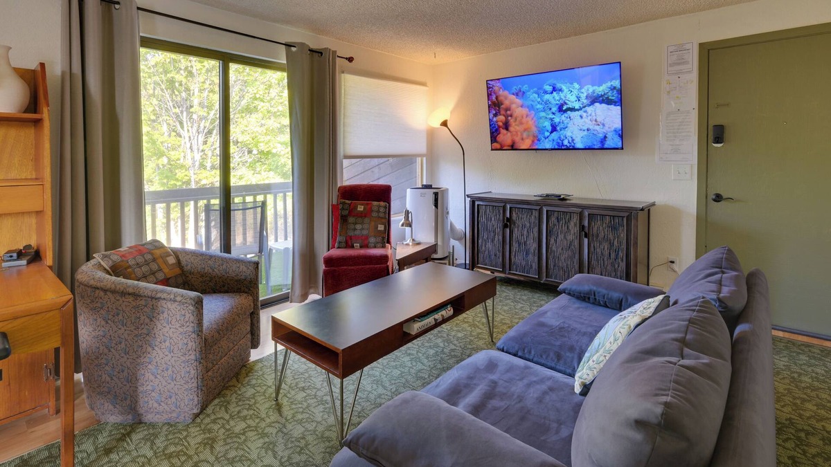 Port Angeles Apartment | Hike, Bike & Explore: Apt 2 Mi to Hollywood Beach