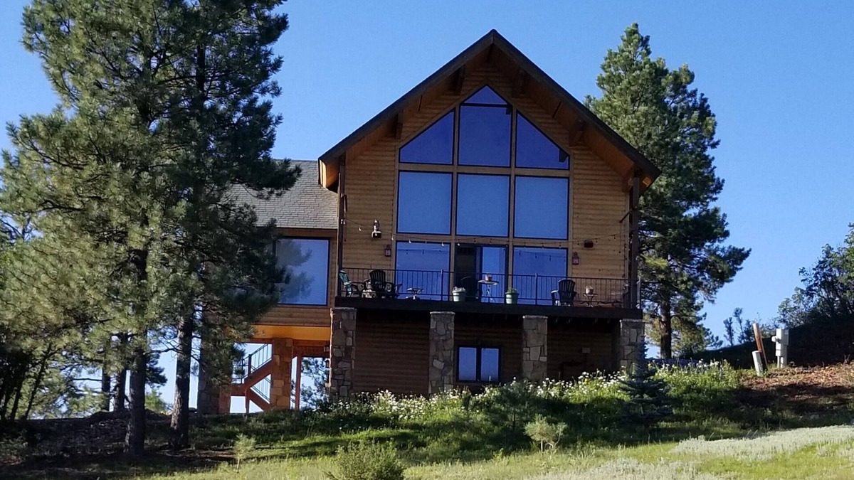 Pagosa Highlands Cabin | HIKE/BIKE/RELAX - nearby hike & bike trails!