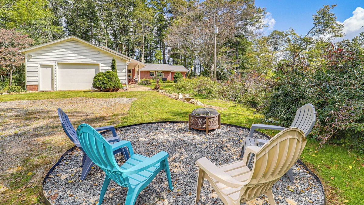 Laurel Springs House | Hike & Leaf Peep! Peaceful Home in Laurel Springs