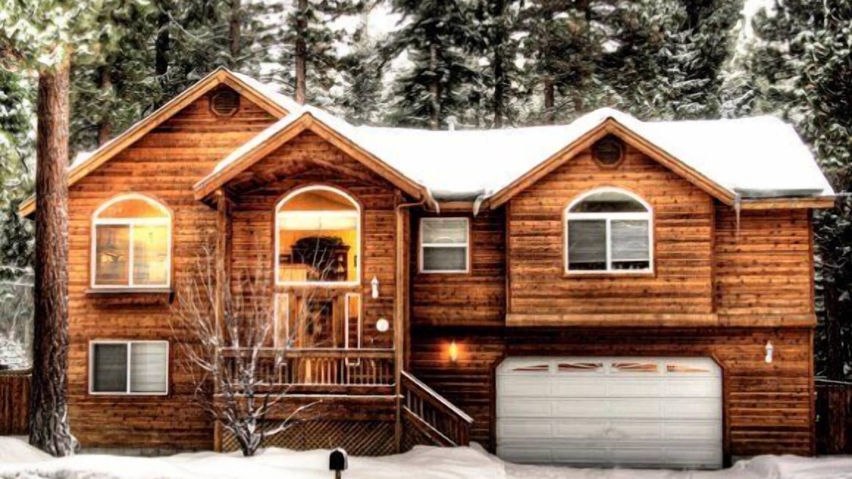 Montgomery Estates House | Hikers Delight And Mountain Fun For You and Your Family!