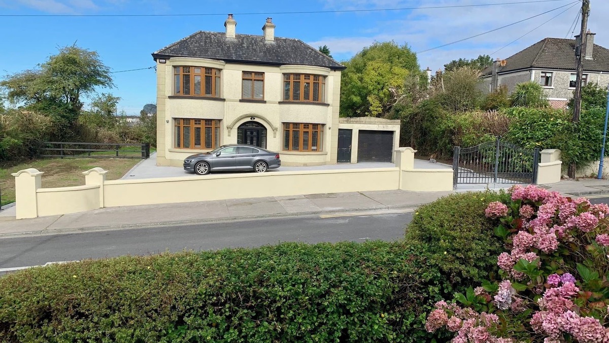 Cortober House | Hillcrest Lodge Townhouse, Carrick-on-Shannon