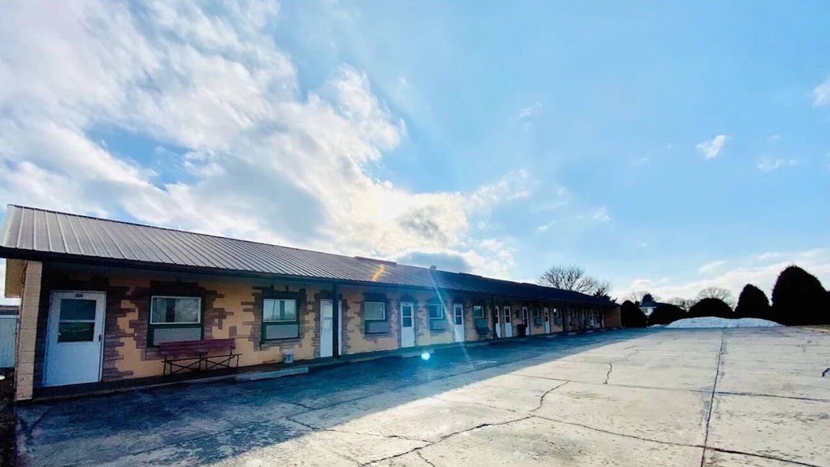 Norton Hotel | Hillcrest Motel