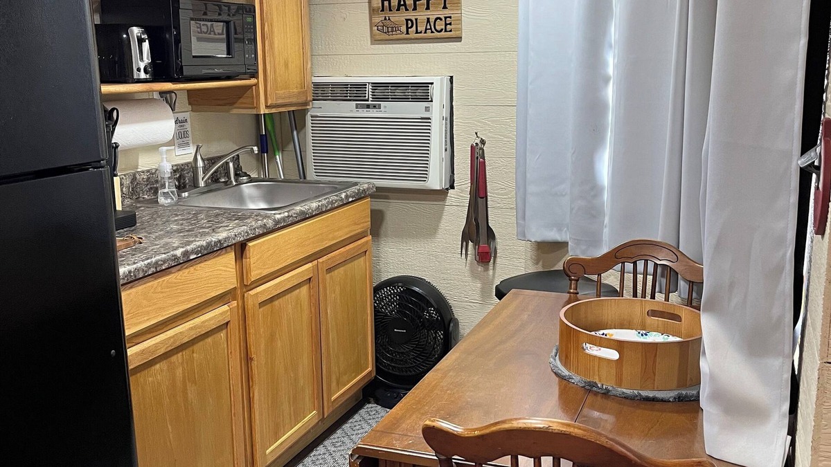 Jasonville Cabin | Hillenbrand Hideaway - Perfectly Located