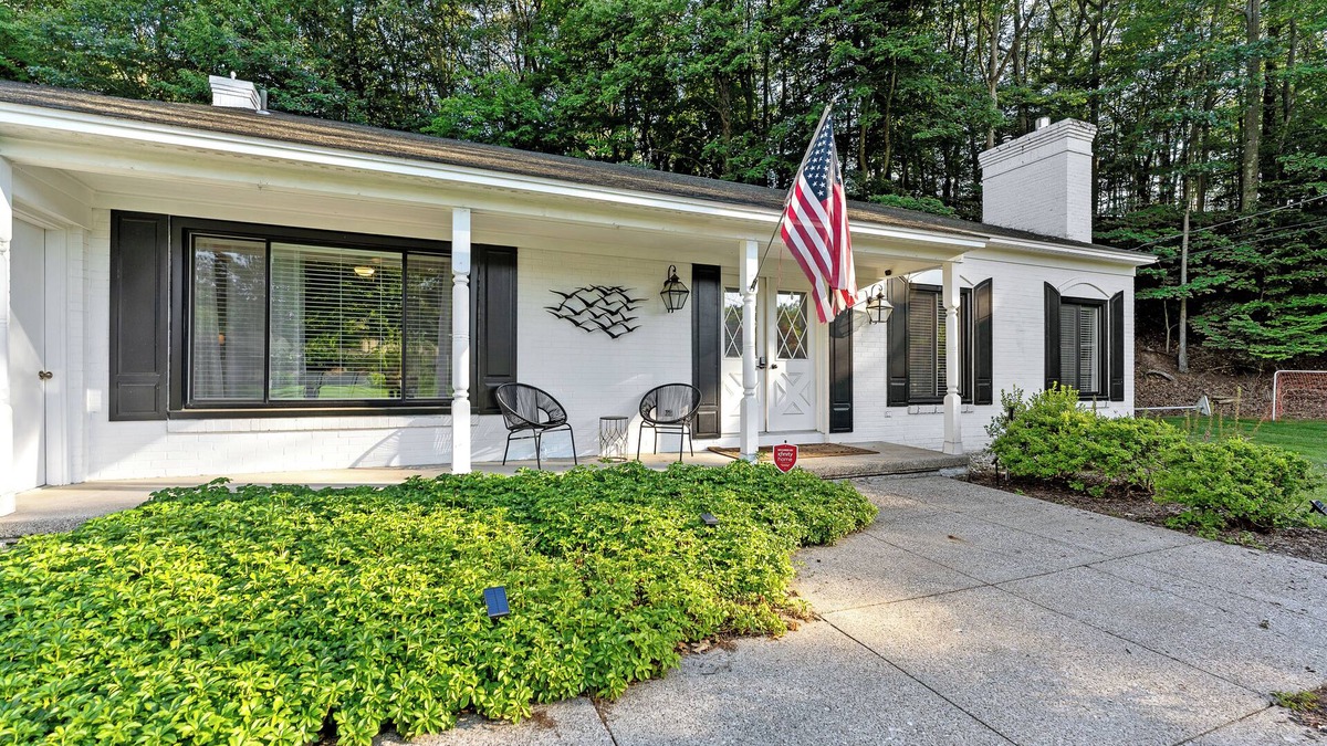 Norton Shores House | Hillside Cottage- Great Vacation Rental with Private Pool