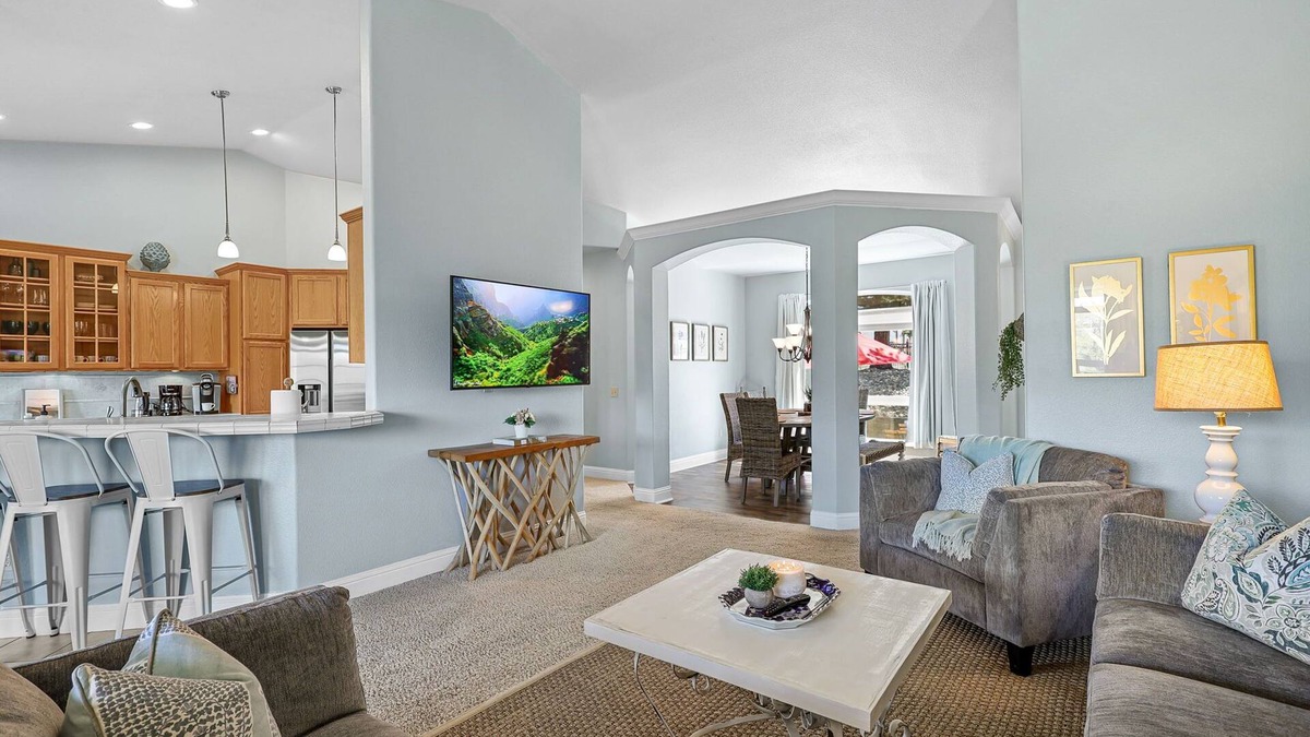 Redding House | *Hillside Cottage*pool spa grill mountain views
