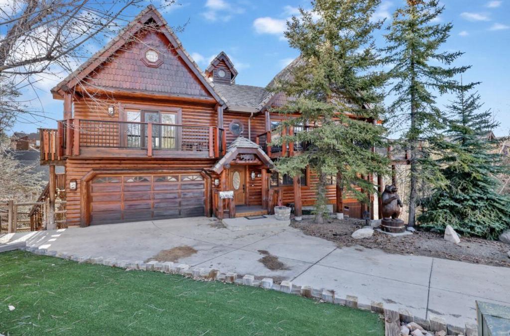 Ironwood Estates House | Hillside Haven #2071 by Big Bear Vacations