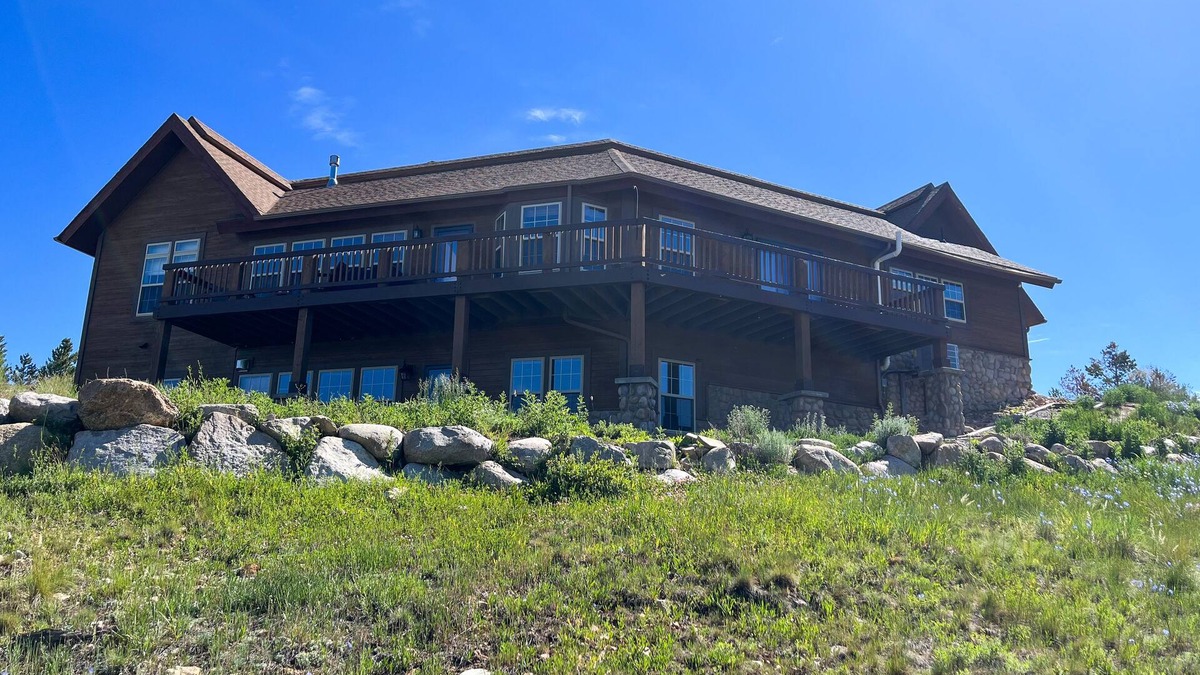 Innsbruck Val Moritz House | Hillside home with panoramic mountain views, deck, gas firepit & pool table