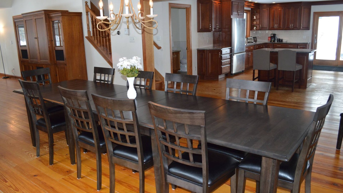 North Conway House | Hillside Lodge: Sleeps 22-25, 7 br, 5.5 ba, 5,650 sq ft