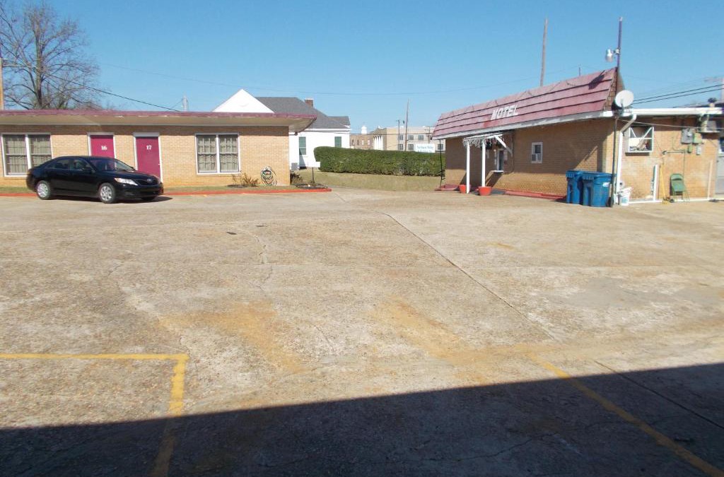 Homer Hotel | Hillside Motel