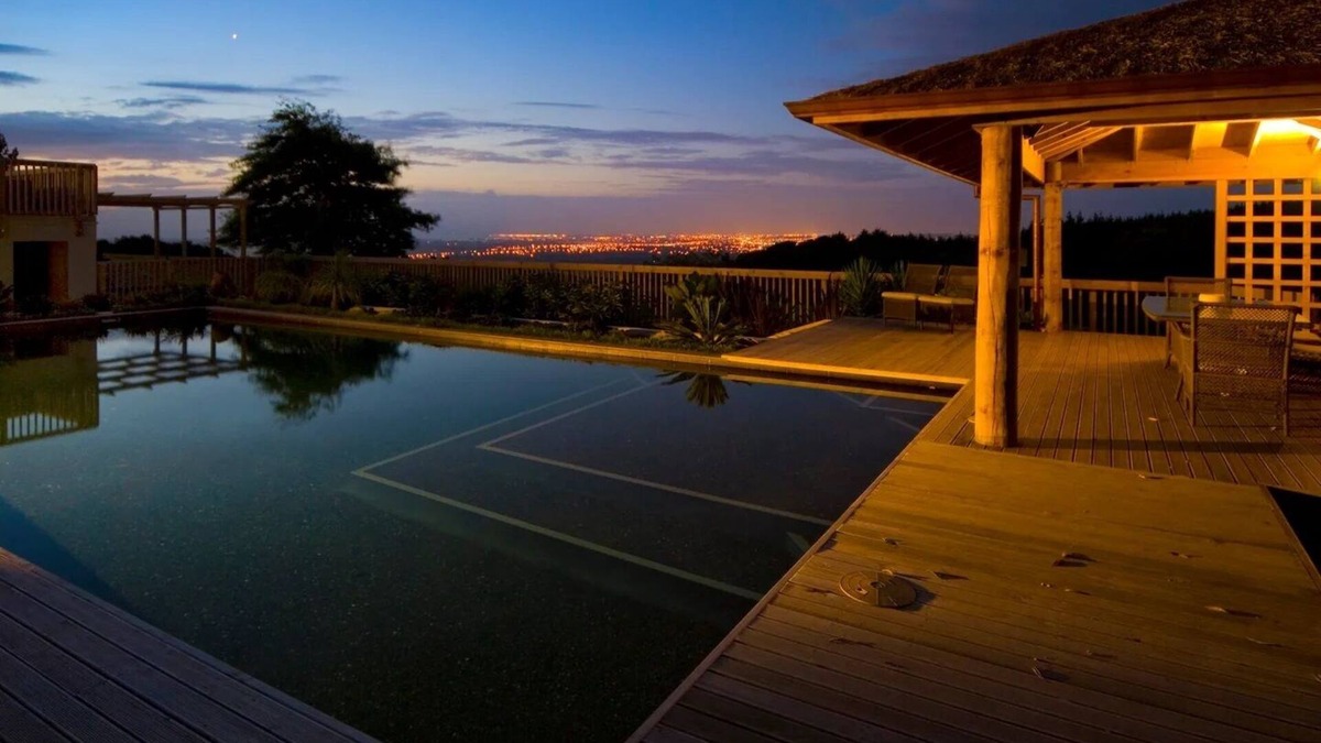 Drury Apartment | Hillside Oasis quiet peaceful near Akl Airport