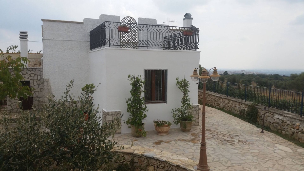Ginosa House | Hillside villa a few km from Matera. Apartment 1