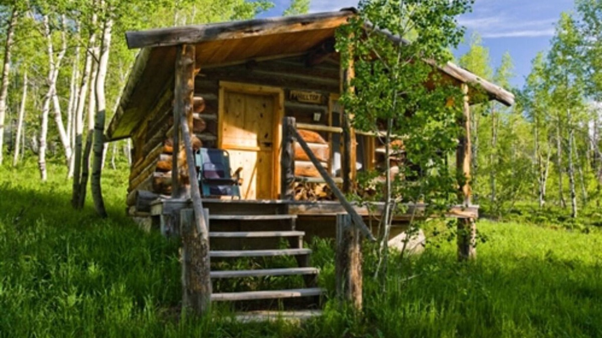 Clark Cabin | Hilltop - A Romantic 2 Person Cabin