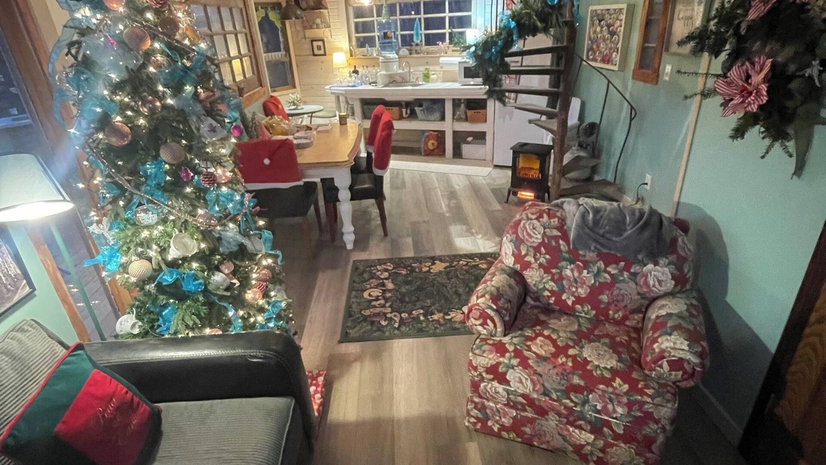 Nauvoo Cottage | Hilltop Cottage
