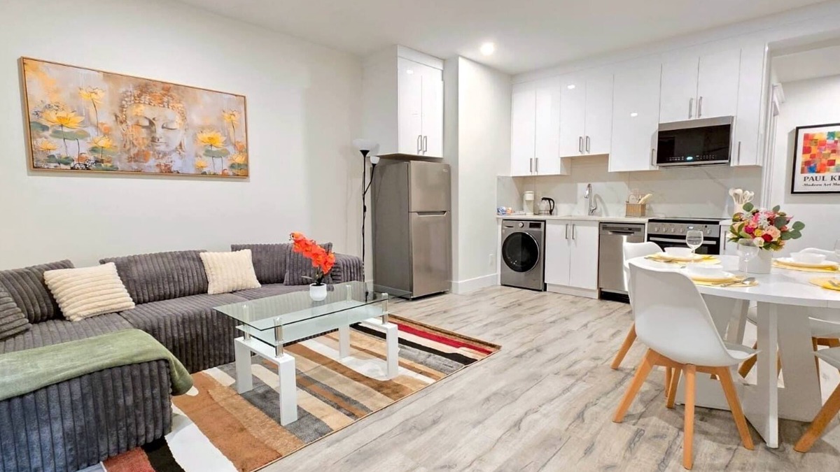 Burke Mountain House | Hilltop Haven | Brand New Guest Suite | Serene, & Close to the City