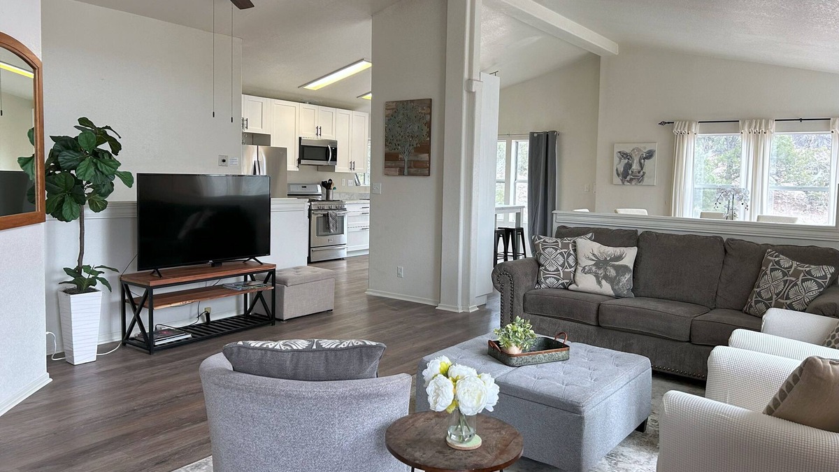 Glenwood Springs House | Hilltop Hideaway – Private Retreat - Mtn Views