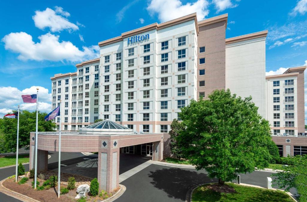 Charlotte Hotel | Hilton Charlotte Airport Hotel