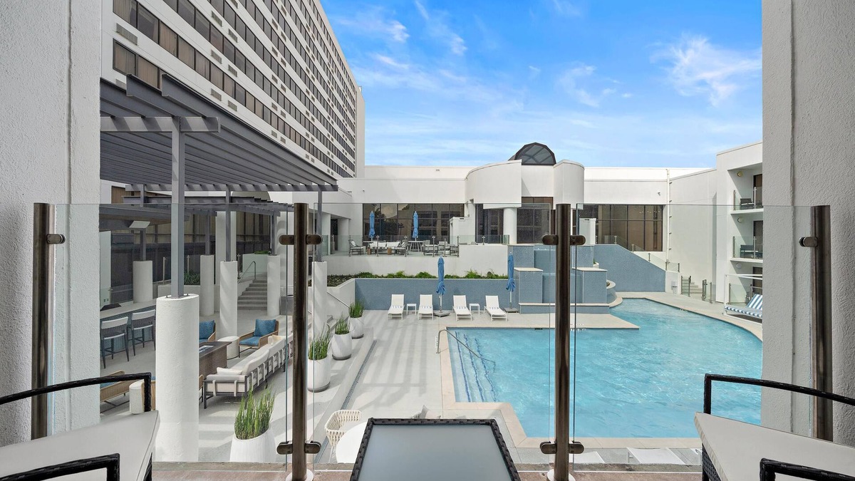 College Station Hotel | Hilton College Station & Conference Center