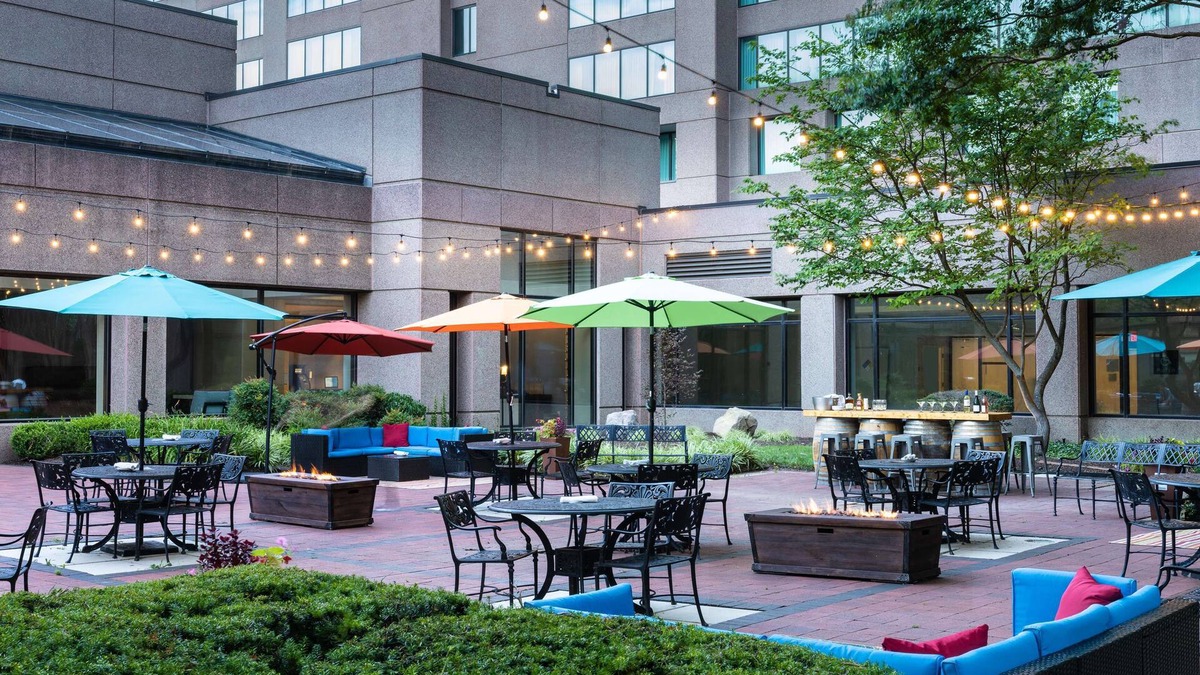 Fairfax Hotel | Hilton Fairfax