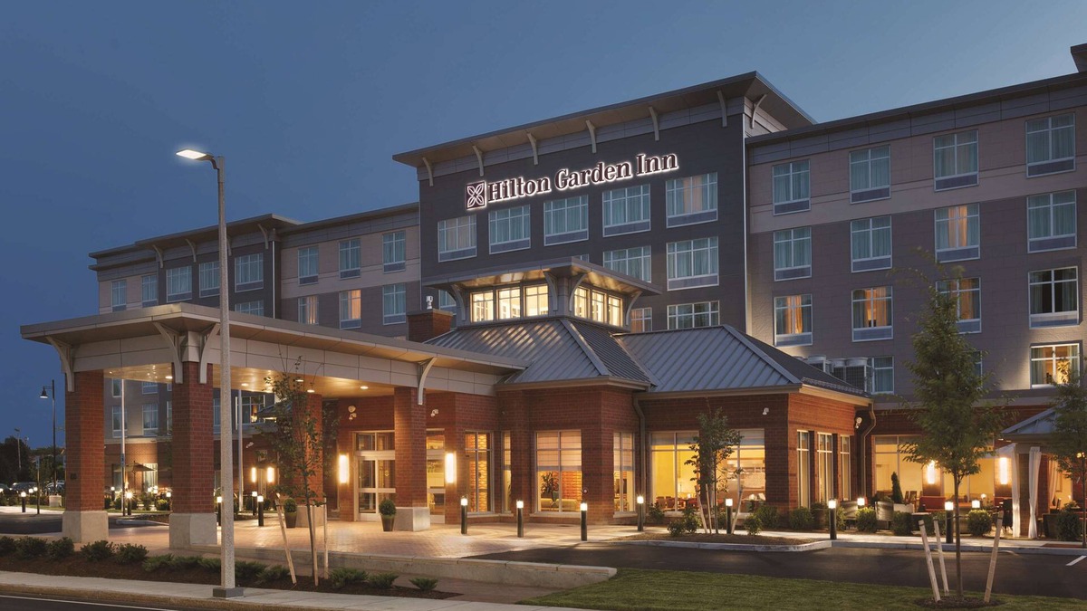 Orient Heights Hotel | Hilton Garden Inn Boston Logan Airport