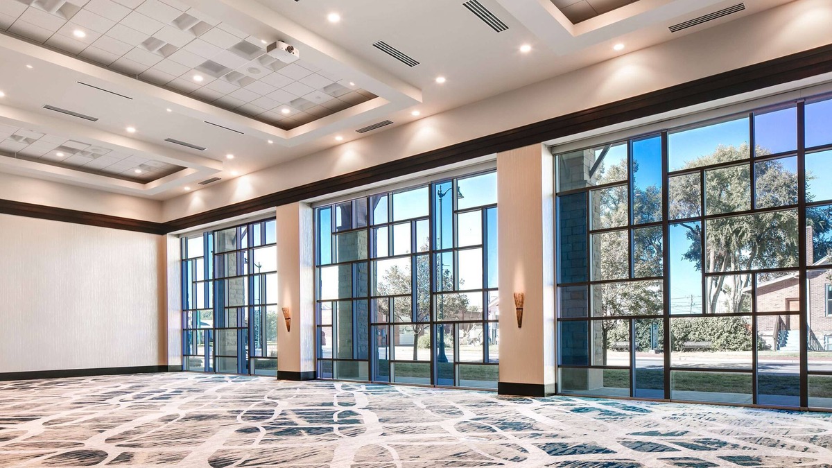Manhattan Hotel | Hilton Garden Inn Manhattan